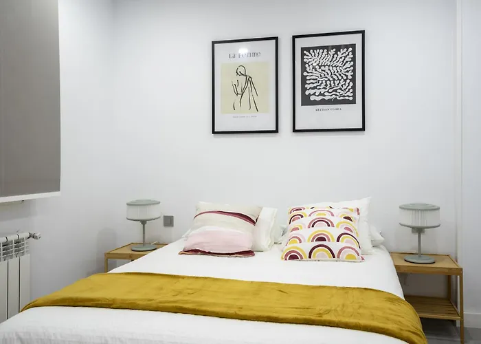 Plaza De Lena Centro * Santander