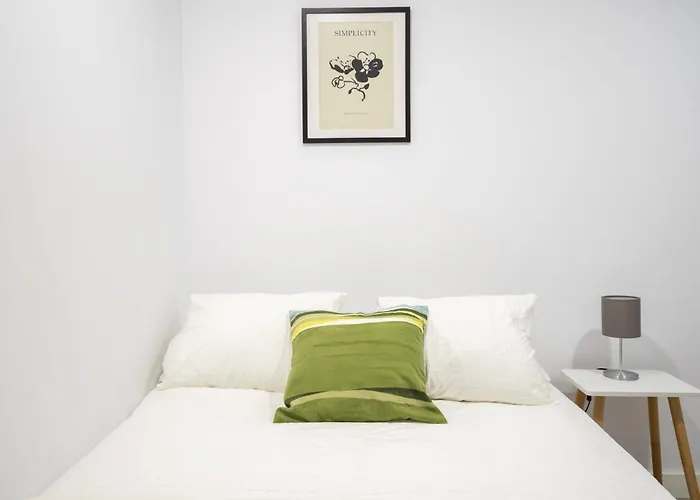 Plaza De Lena Centro * Santander